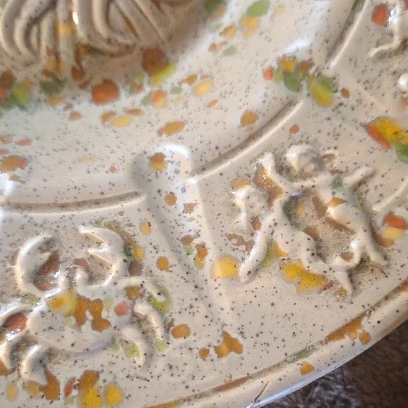 Vintage Artistic Ceramic Plate (ashtray) - Picture 5 of 10